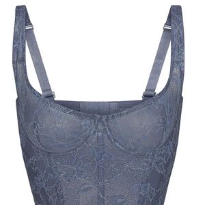 SKIMS Lace Bustier - Thunder